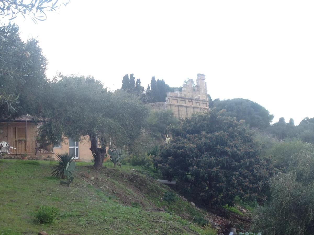 A Casa Di Peppino Villa Greco Tindari Exterior photo