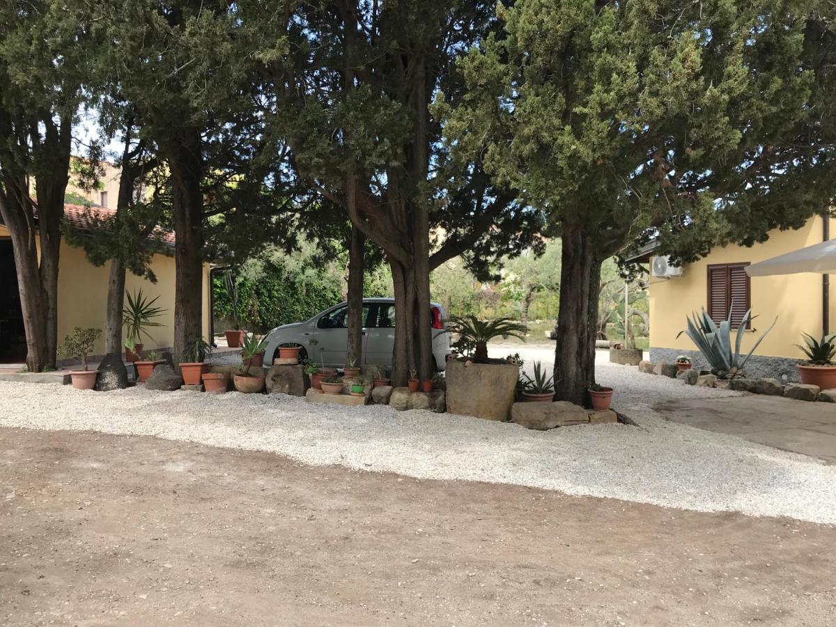 A Casa Di Peppino Villa Greco Tindari Exterior photo